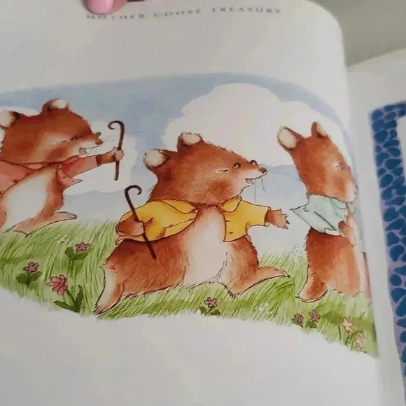 Mothergoose treasury book - Picture 6 of 10